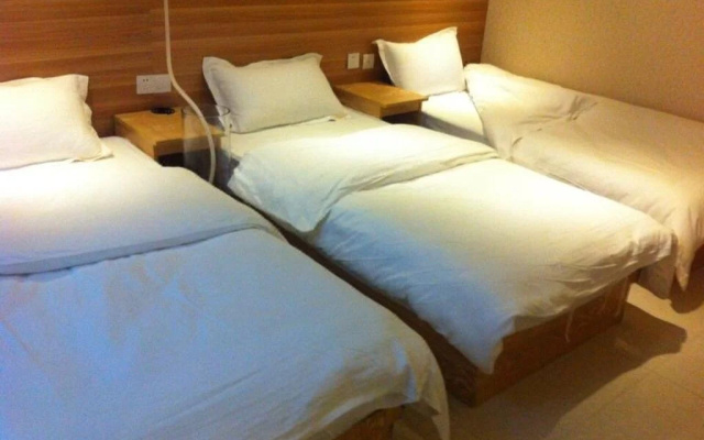 Youth Star Express Hotel