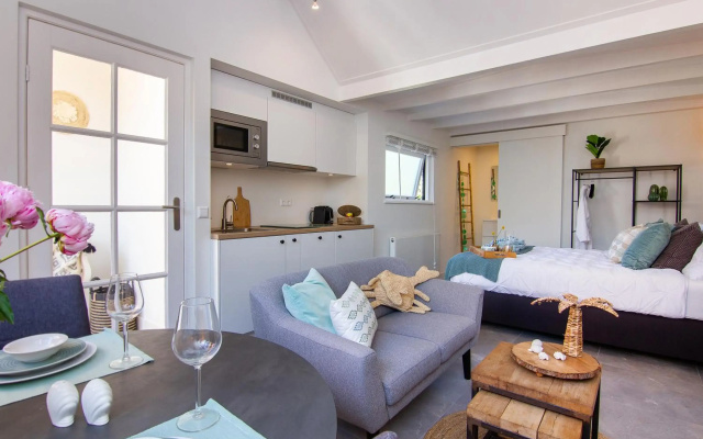 Coast Guesthouse