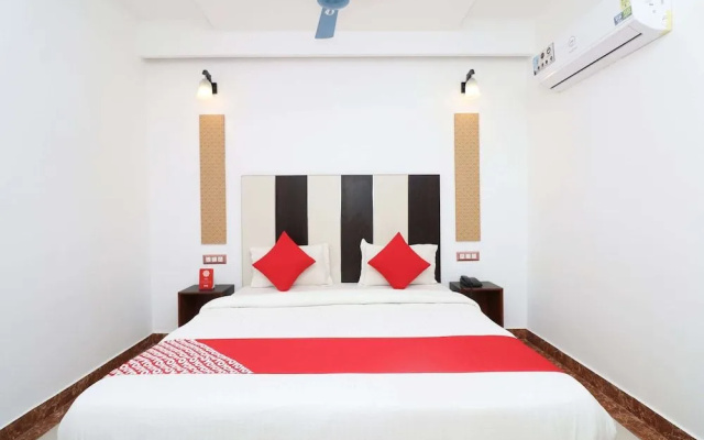 OYO 29952 D Comfort Residency