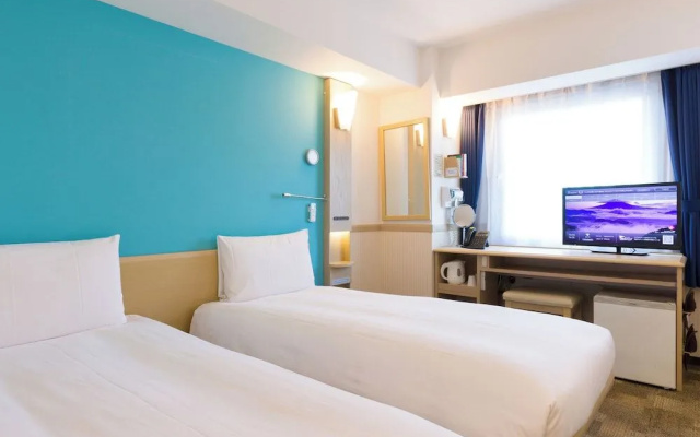 Toyoko Inn Iseshi Eki