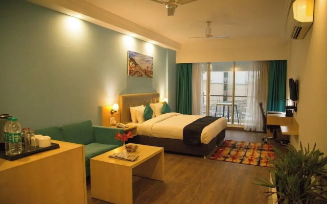 Saramax Inn