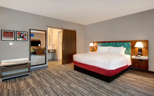 Hampton Inn & Suites Ontario Rancho Cucamonga