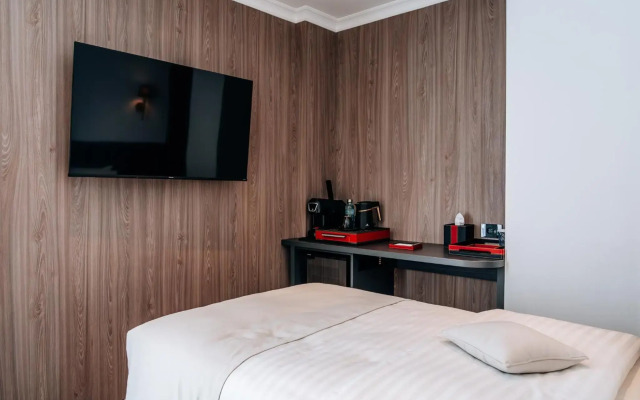 Sky Airport Hotel