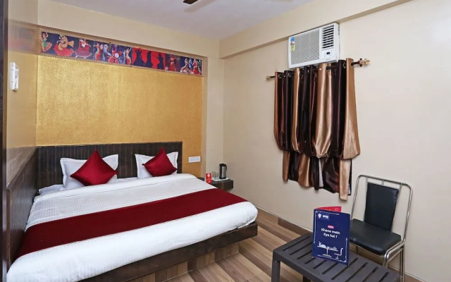 OYO 10137 Hotel Vaishnavi