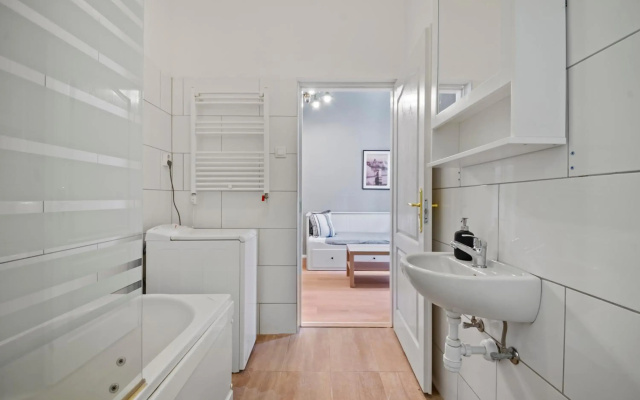Cosy Studio in heart of Budapest (AF56B)