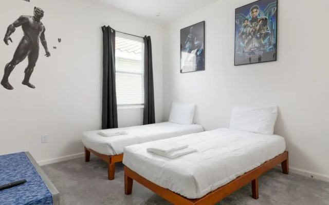 Incredible large home minutes from Disney