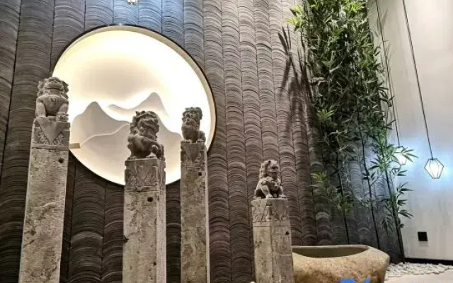 Ocean Sky Hotel