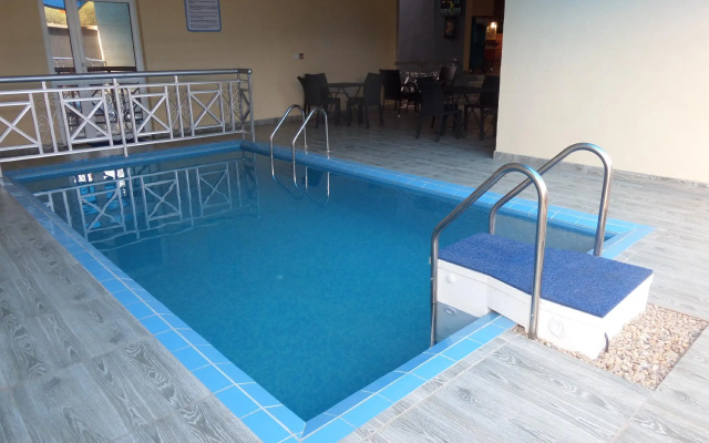 Отель Providence Suites
