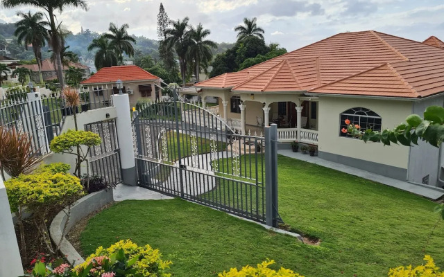 Lovely 1-bed in Montego Bay-rose View Apartment