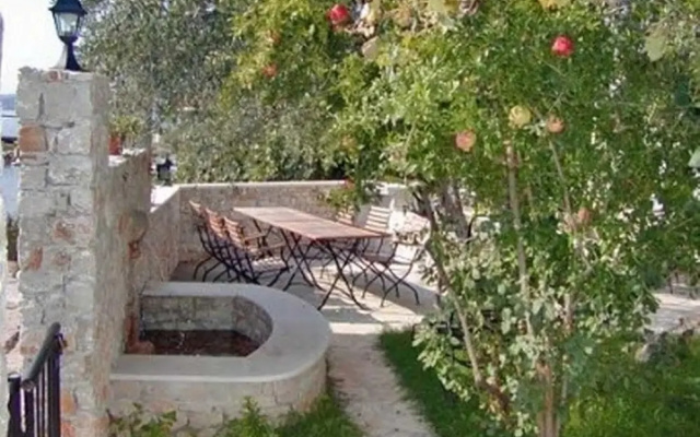 Doria - 20m From Beach - A3 Doric