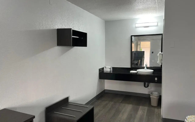 Radisson Southwest