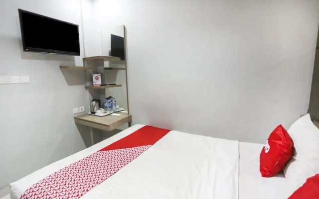 Wisma Kebon Kacang 9 by OYO Rooms