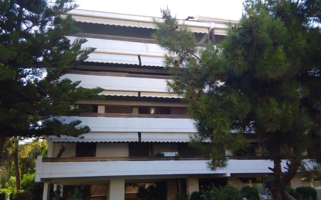 Glyfada Seabreeze Apartment