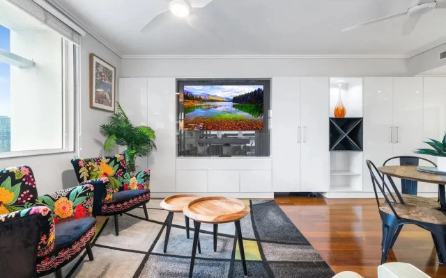 2-bed Brisbane City Pad With Pool & Gym