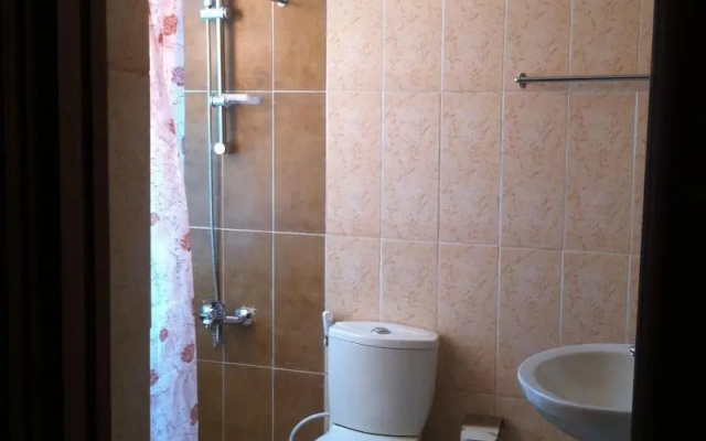 Caravan Hotel