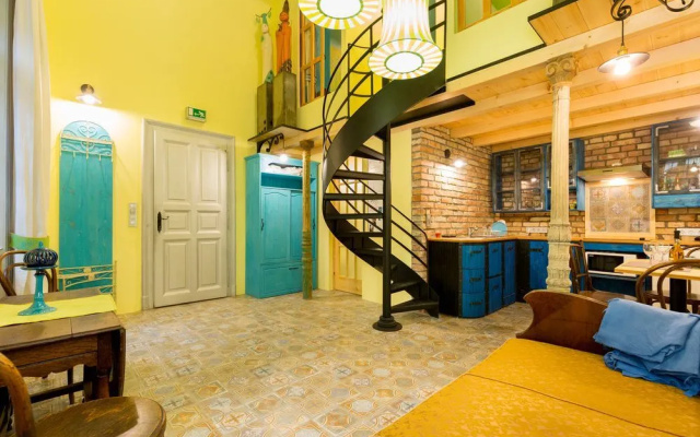 BPM-Csányi Apartments