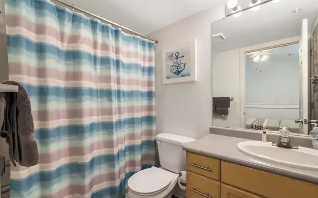 Peaceful Lakeview Escape - For 6