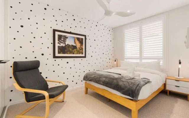A Light Filled Contemporary Design Apartment