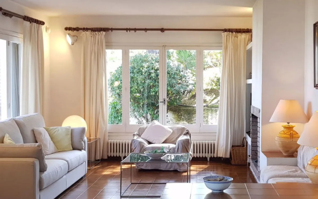 Holiday Home La Marina Blanca