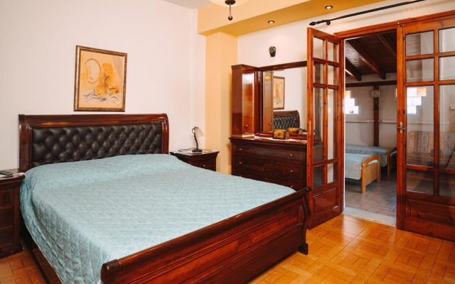 Sylvi Maisonette Volos