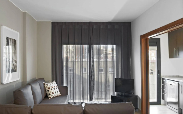 Gran de Gràcia Apartments