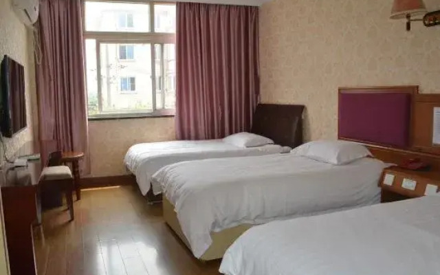 Fujun Hotel