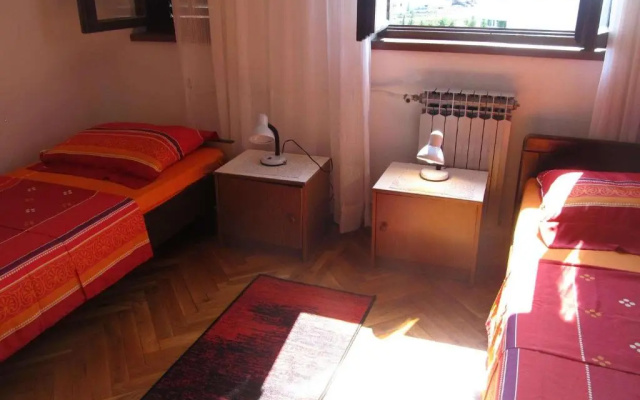 Apartment Rina V