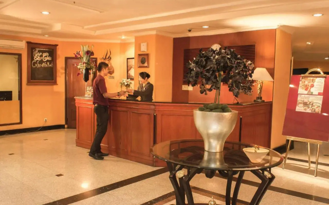 Travellers Suites