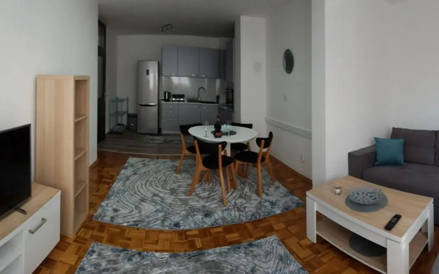 Apartment Emina