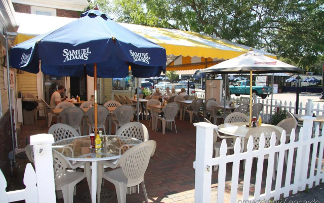 Cape Cod Inn