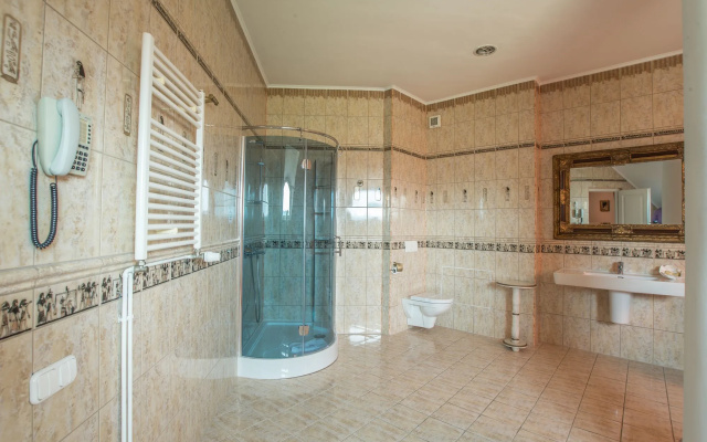 Mercure Medias Binderbubi Hotel And Spa