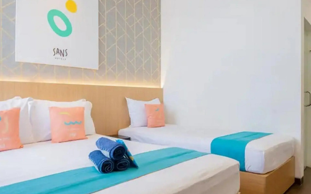 Sans Hotel Box Mansion Surabaya