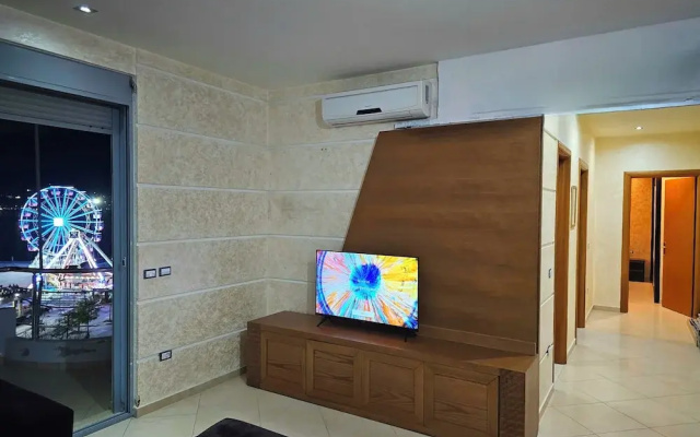 Holiday 2-bed Apartment Seaview