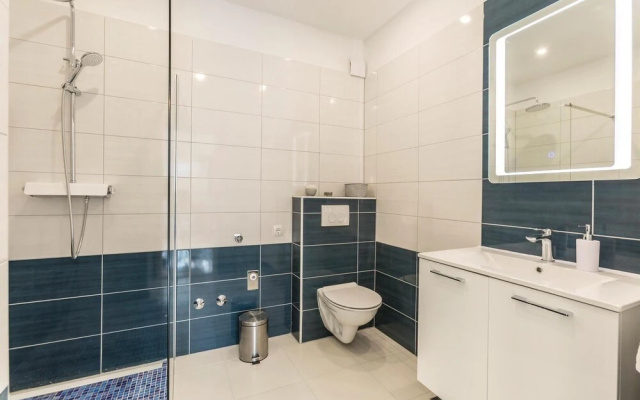 Nice Home in Podstrana With Wifi and 2 Bedrooms