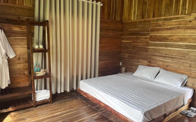 Wood Haven Homestay