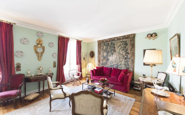 Antique French Splendour