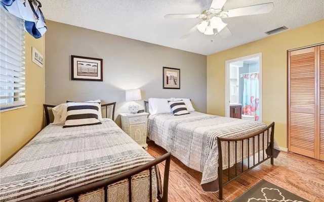 Hibiscus 303D - Two Bedroom Condo