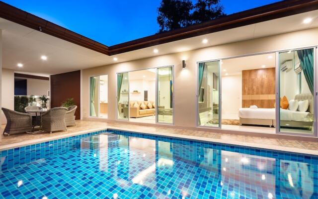 Luxury Pool Villa A18 0