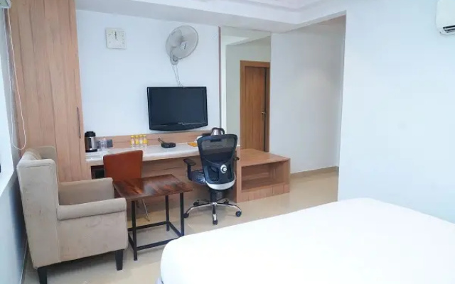 Hotel Kinara Grand-Habsiguda