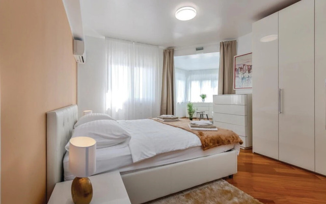 Nice Home in Kostrena With Wifi and 5 Bedrooms