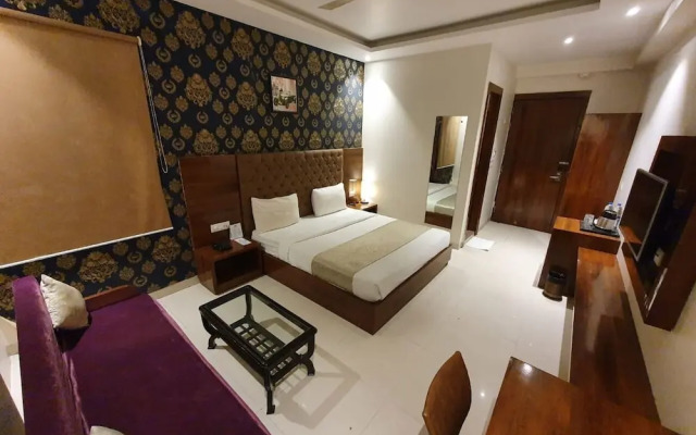 The Vegas By De Pavilion, Delhi Airport