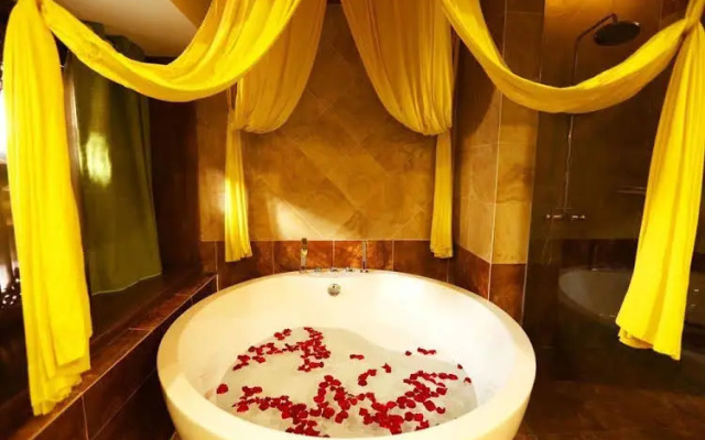Lijiang Nagelan Inn