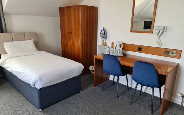 Chase Hotel