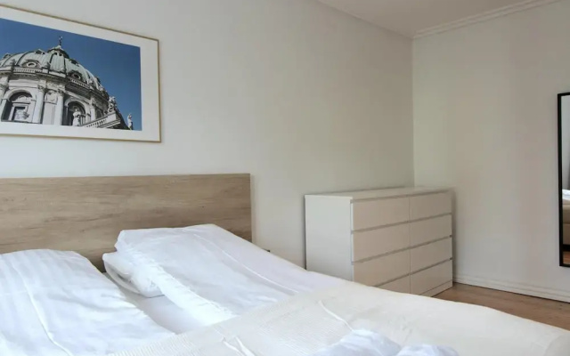 Great and Spacious 1-bed w