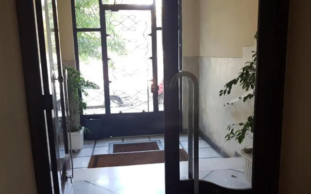 Violet Errathens Apartment - Athens Center, 7 BD, 3 BATH