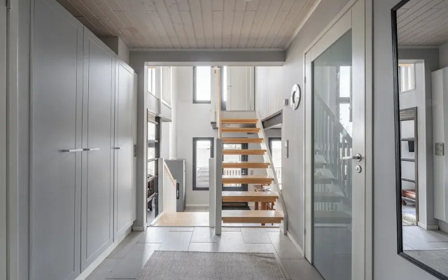 Spacious 2BR Cabin at Riihivuori Peak