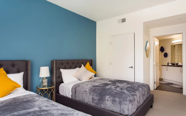 New Downtown LA Luxury Jr. Penthouse