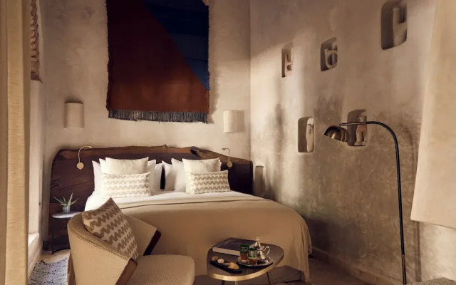 Nobu Riad