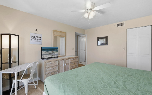 Sherwin Condominium 901