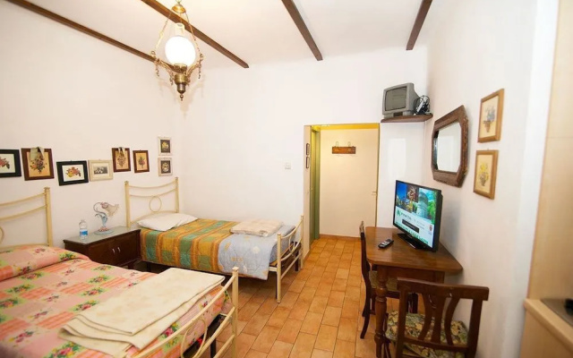 Casa Lapis